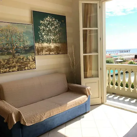 Appartamento Vista Mare Monti Apartahotel