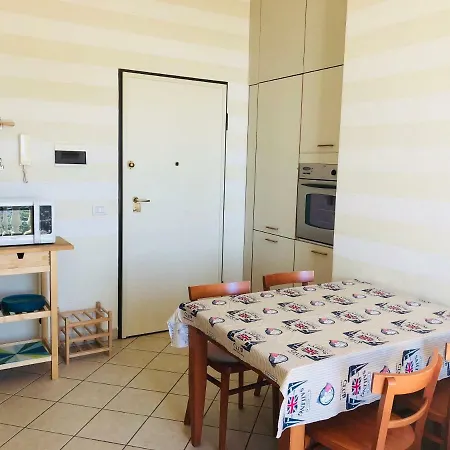 Appartamento Vista Mare Monti