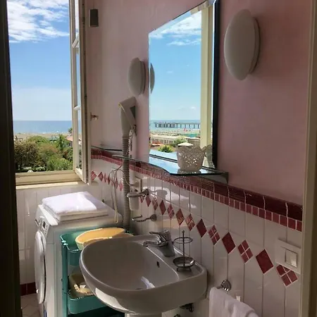 Appartamento Vista Mare Monti * Marina di Pietrasanta